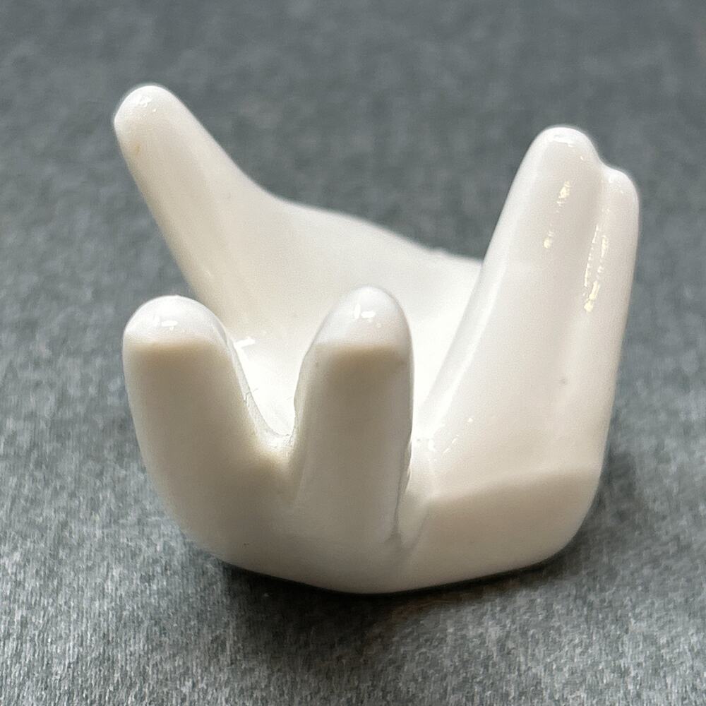 Small Ceramic Hand Figure Ring Holder Vanity Decor Sensual Trinket Dish - Picture 6 of 7